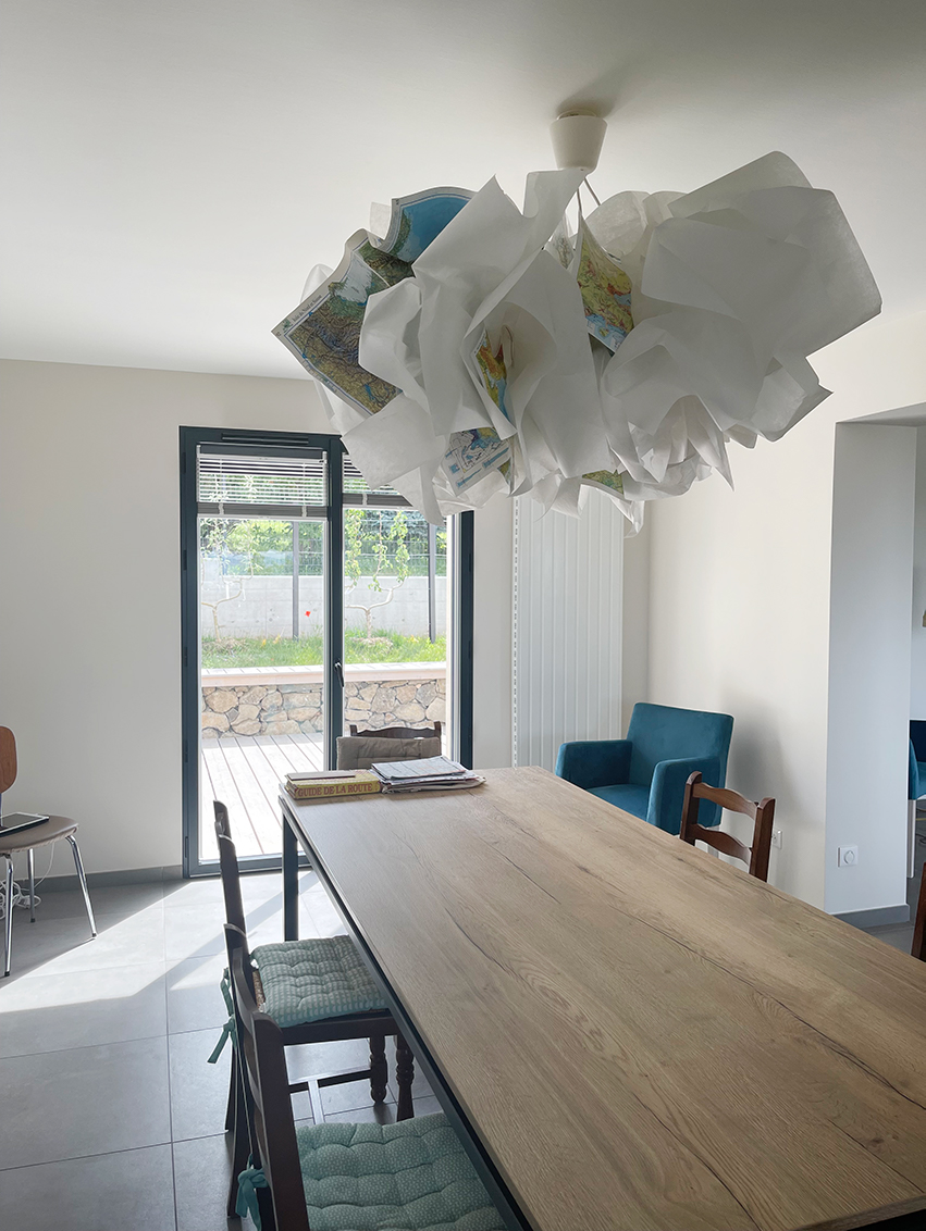 À l’occasion de la rénovation de leur maison de famille, nos clients souhaitaient revaloriser leur bien et apporter un confort plus moderne. Ils ont donc choisi les menuiseries aluminium GAUTHIER pour leur finesse et leur qualité.