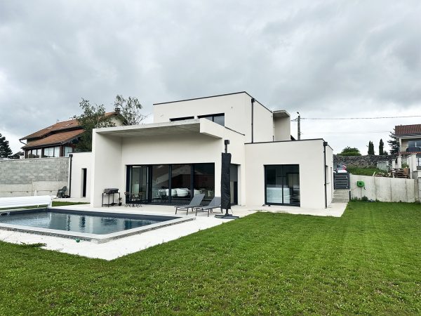 Menuiseries Aluminium RAL 7016 et Innovations en Confort Thermique